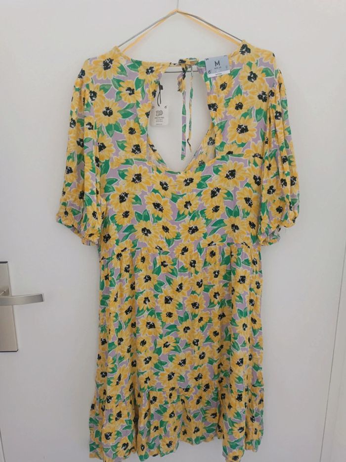 Robe fleurie tournesol Taille M Lefties Neuf avec étiquette - photo numéro 4