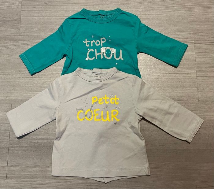 Lot de 2 t-shirts trop chaud et petit cœur 6M - photo numéro 2