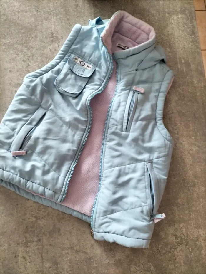 Blouson  taille 8/9 ans one one