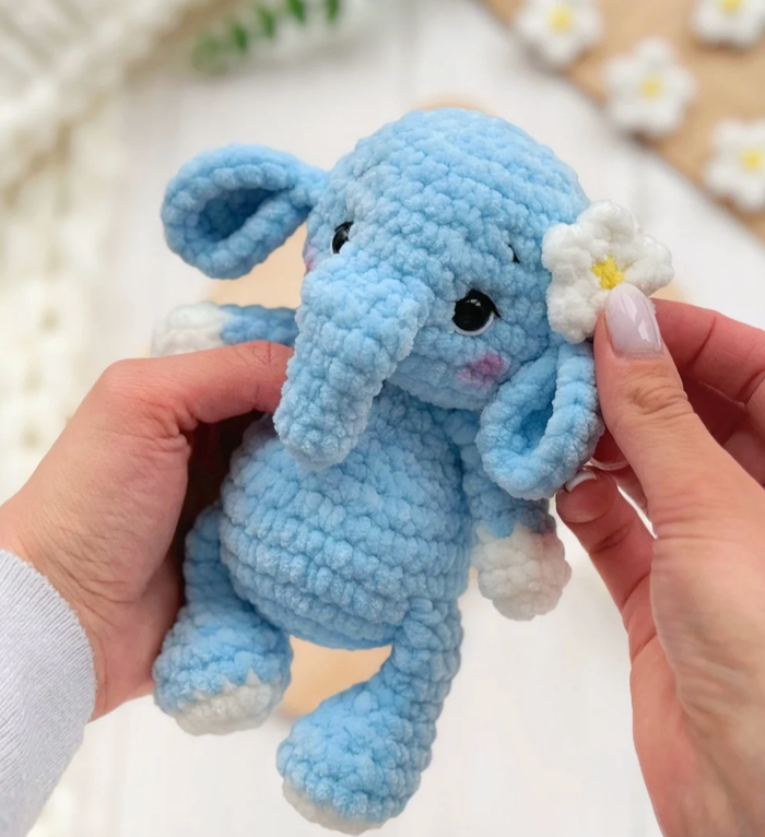 🧸🐘 Peluche éléphant fait main au crochet - photo numéro 1