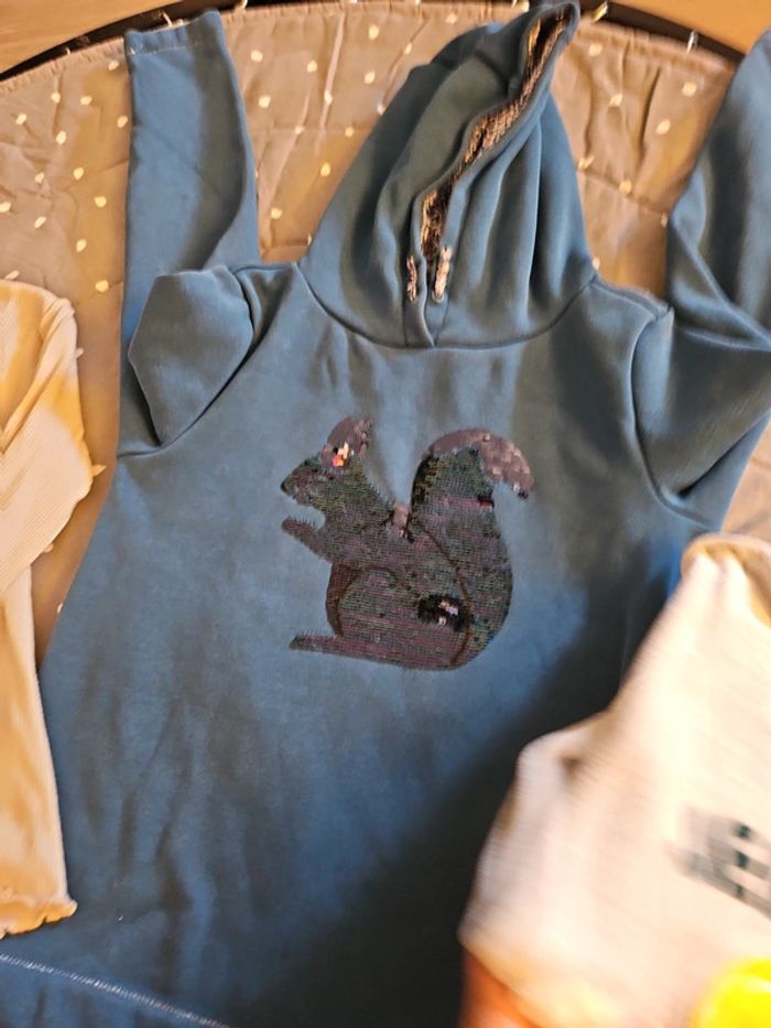 Pull fille - photo numéro 2