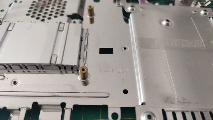 Châssis métallique F-140 pièce détachée console de jeux Sony Playstation 2 Ps2 slim SCPH-75004 #E17 - photo numéro 2