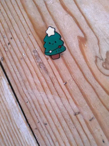 Pin's Legamis Sapin de Noël