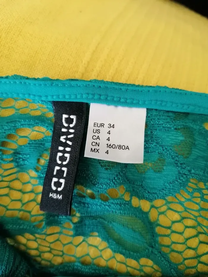 Robe doublée en partie H&M taille 34 - photo numéro 4