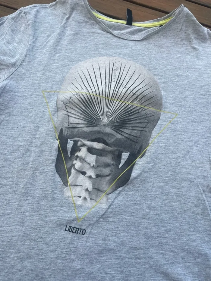 Ter shirt Liberto taille M - photo numéro 2