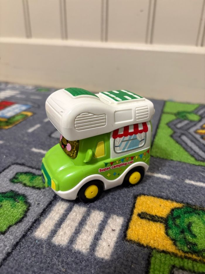 Tut tut bolide Oscar super camping car - VTech - photo numéro 4