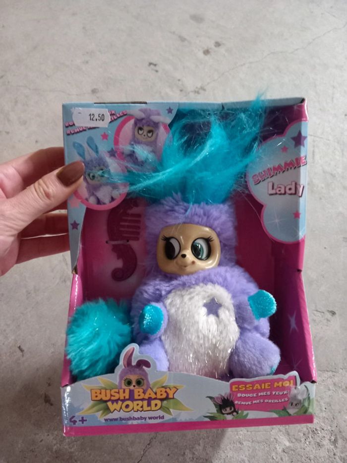 Poupée collection shimmies