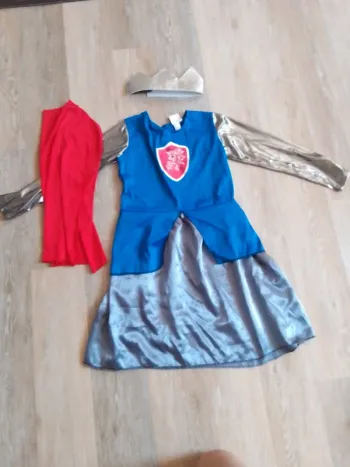 Déguisement costume guerrière chevalière 11 14 ans