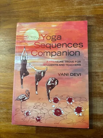 Livre yoga, séquences companion