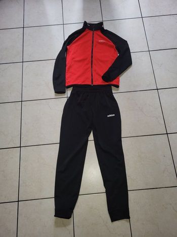 Survêtement enfant 11/12 ans