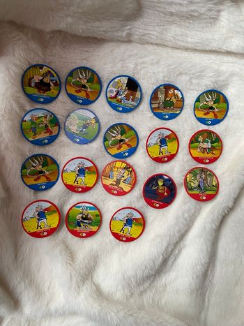 Lot de 18 pogs Asterix et Obélix