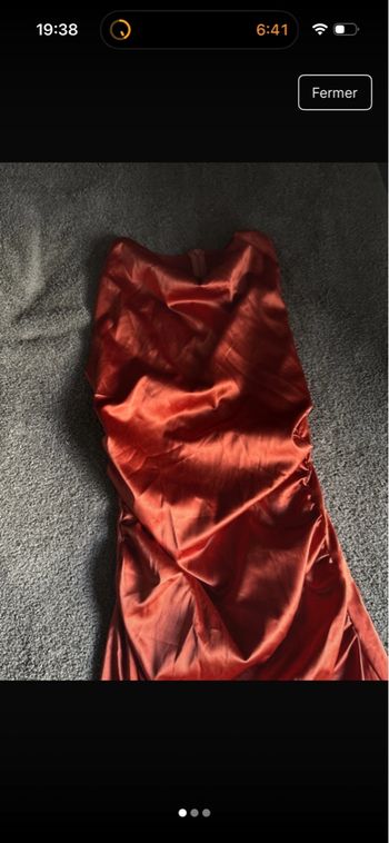 Robe longue en satin 