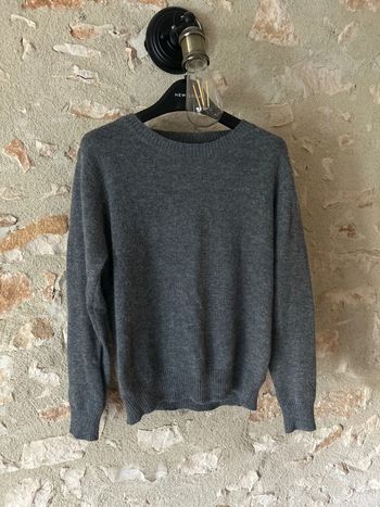 Pull dos nu