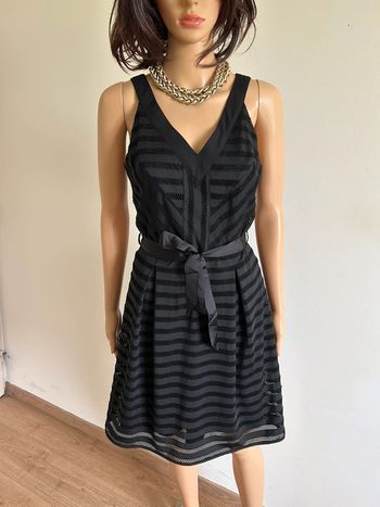 Robe noire sans manches Morgan taille 36 jamais portée