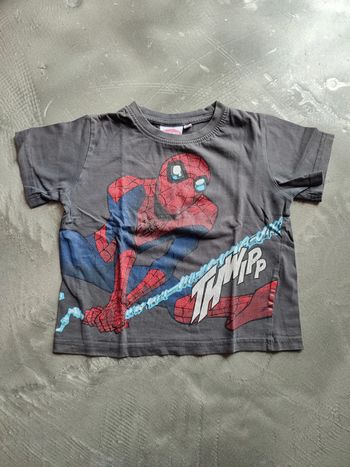 T-shirt manches courtes spiderman 5 ans