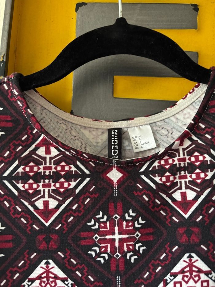 Robe moulante épaules dénudées H&M - Taille S - photo numéro 3