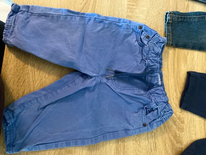 Lot de 3 pantalons taille 9 mois - photo numéro 2
