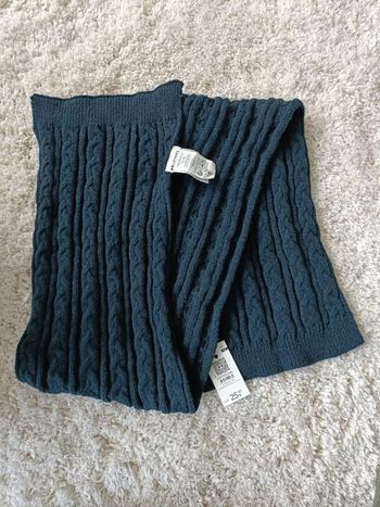 Écharpe camaïeu neuve d'environ 170cm