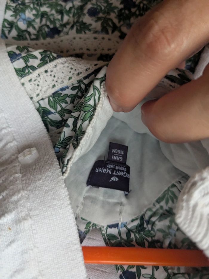 Ensemble château dans le pré - photo numéro 3