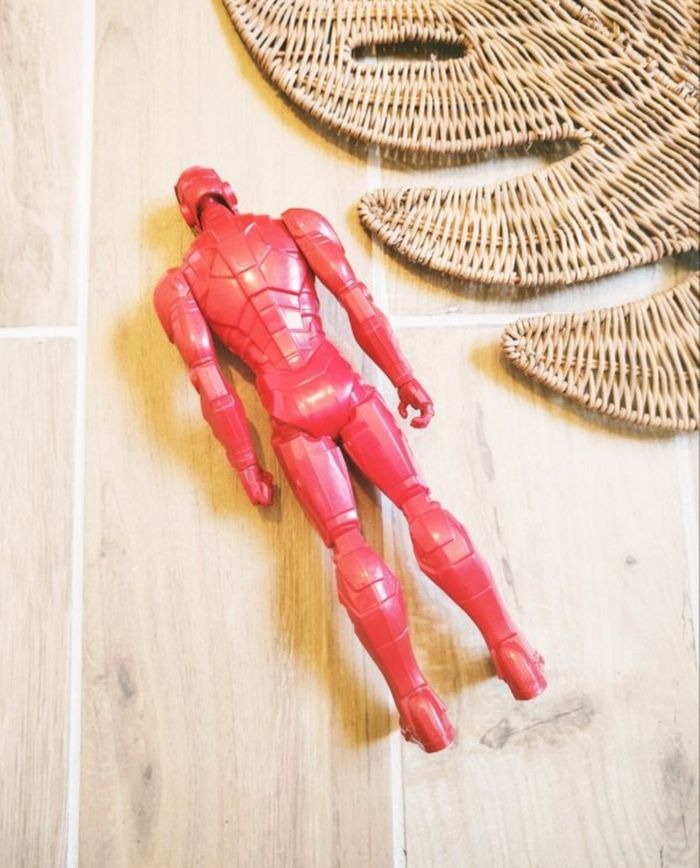 💫Iron man Avengers Marvel - Figurine de 30 cm - marque Hasbro - photo numéro 3