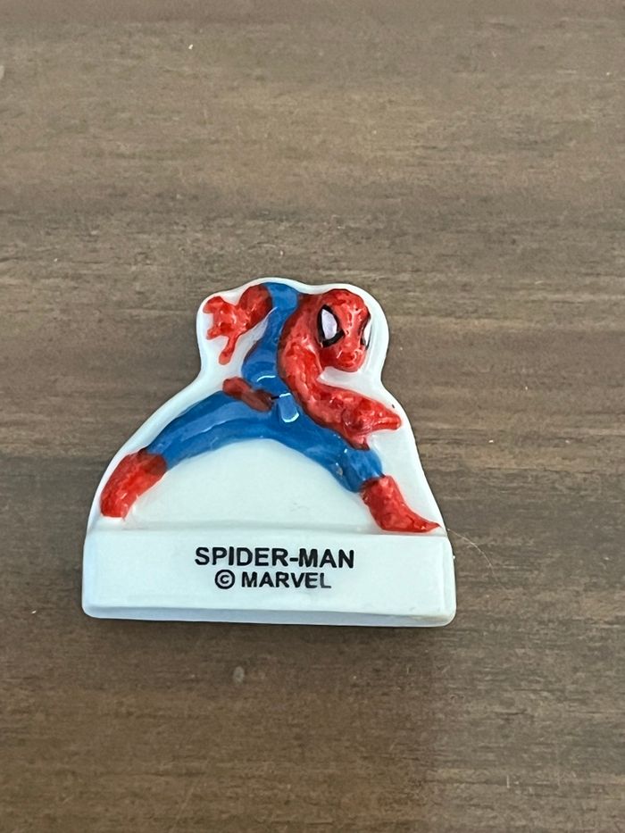 5 fèves Spiderman MARVEL - photo numéro 5