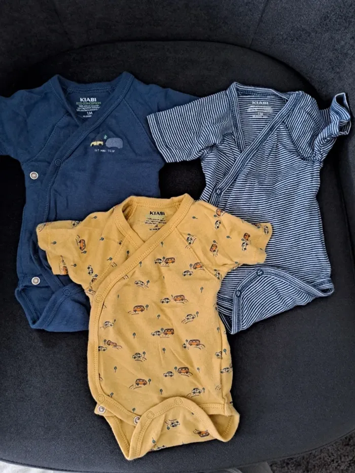 Lot de 3 bodies manches courtes