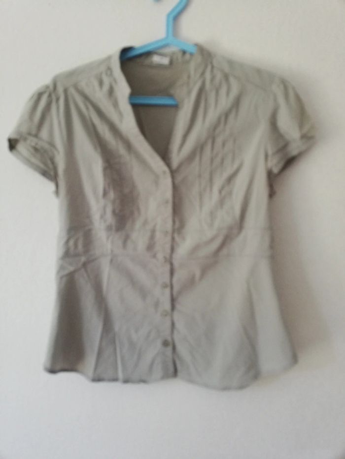 Chemise manches courtes t. 40 gris clair Jacqueline Riu. - photo numéro 2