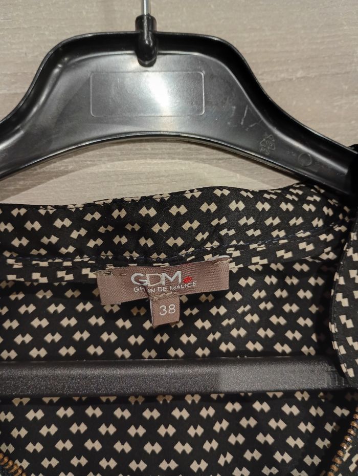 Chemisier fluide à motifs - GDM (Taille 38)
- photo numéro 7