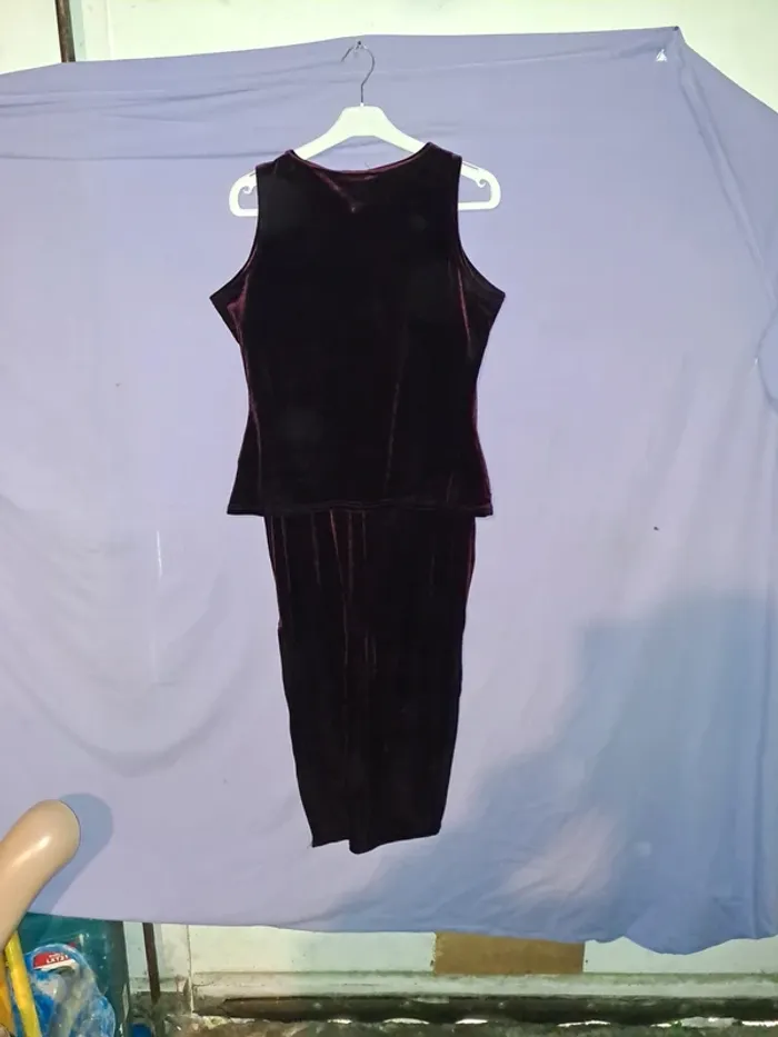 Ensemble femme taille 46-48 - photo numéro 2