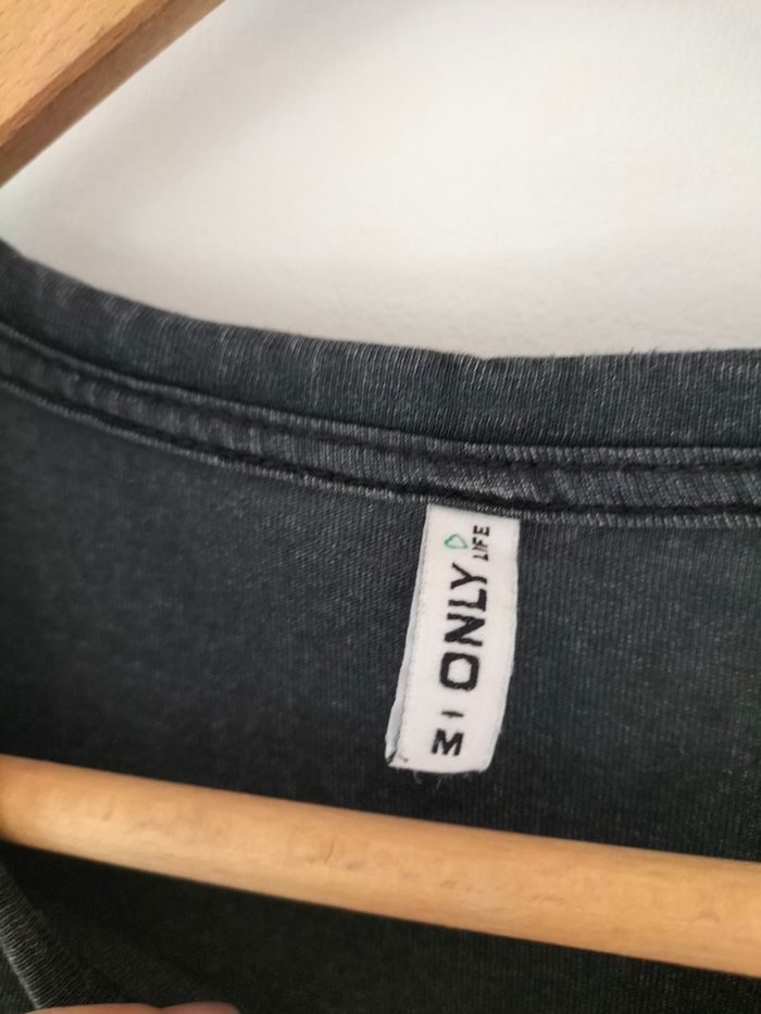 Joli t-shirt Only - photo numéro 3