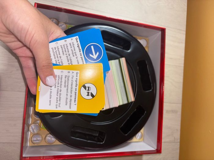 Jeu de Société “Sauve ton Permis !” – Comme Neuf – Idéal en Famille ! 🚗 - photo numéro 2