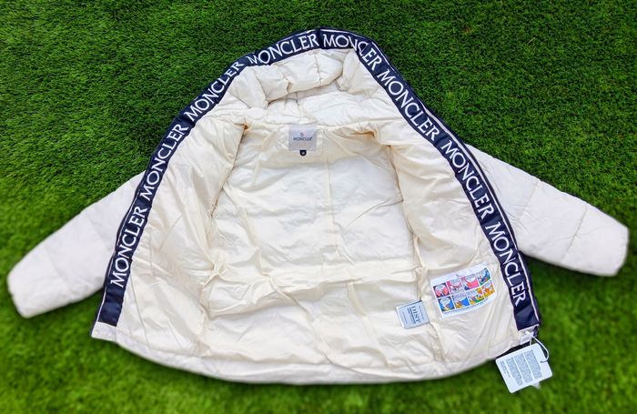 Doudoune Moncler taille M - photo numéro 3