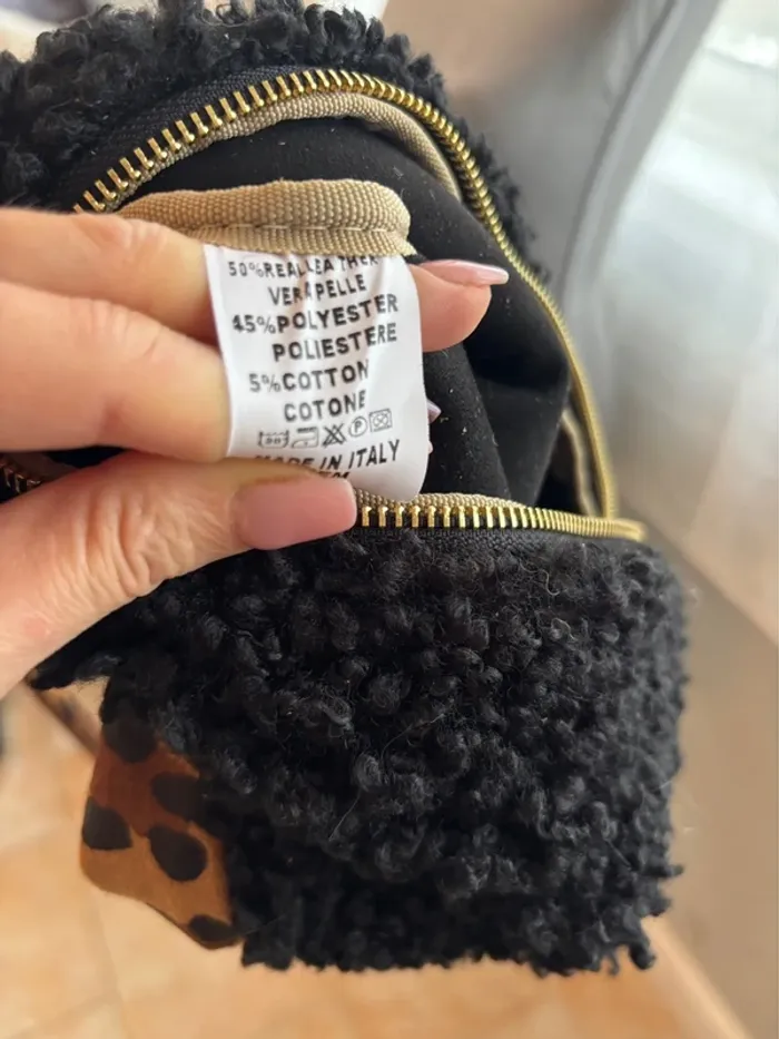 Sac demie lune noir bouclette et imprimé cuir léopard - photo numéro 15