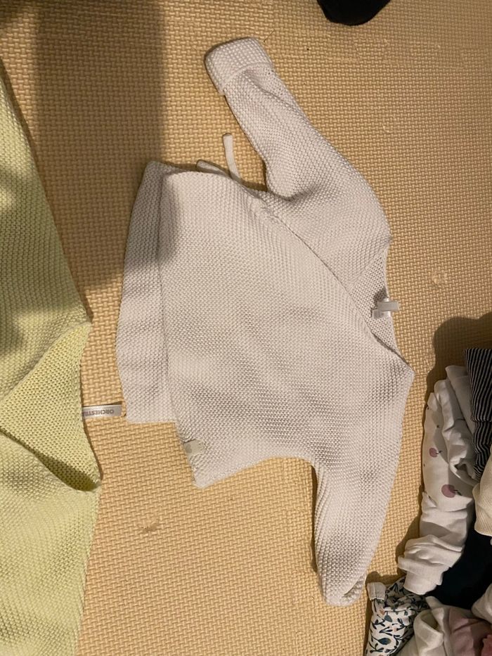 Lot 2 gilets fille – Orchestra – 1 et 3 mois – très bon état - photo numéro 2