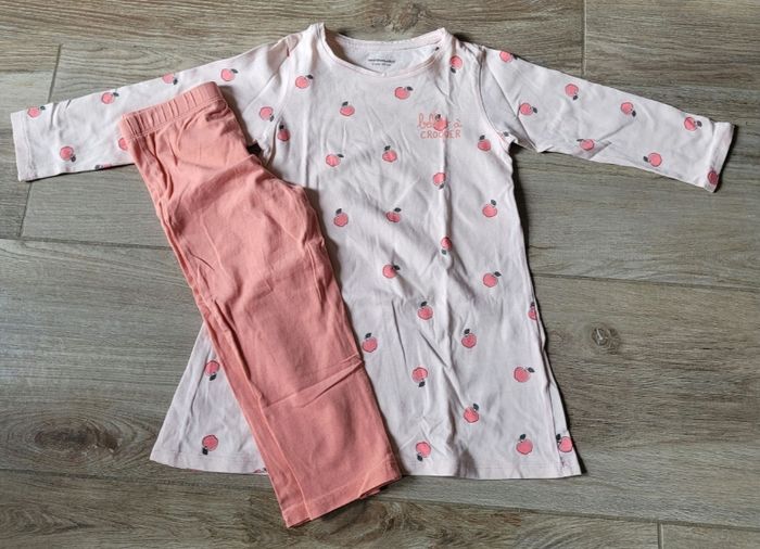 Pyjama léger motif pommes taille 3 ans