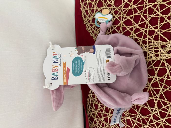 Doudou plat lapin Lili Cassis Baby Nat - photo numéro 3