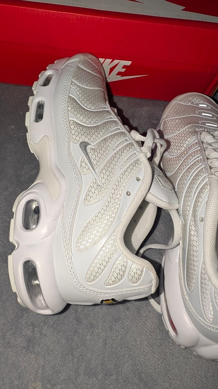 Nike Air Max Plus Blanche - photo numéro 8