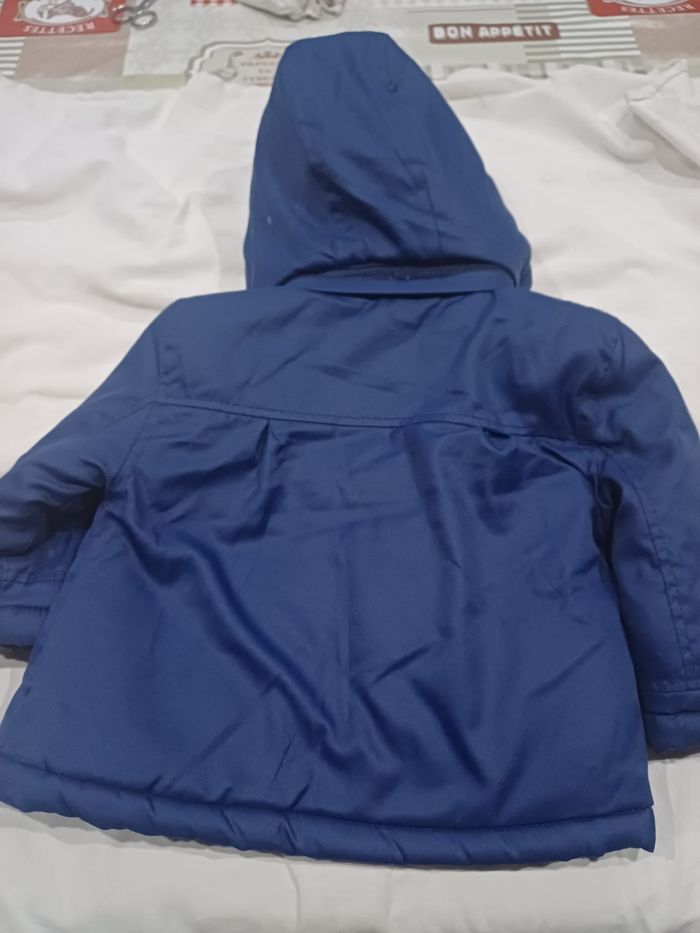 Manteau bleu marine fleuri 9 mois neuf - photo numéro 4