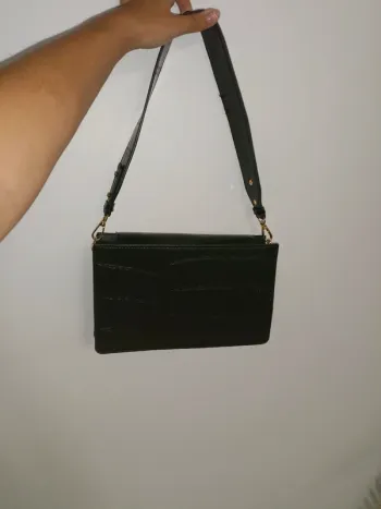 Sac porté épaule noir effet croco