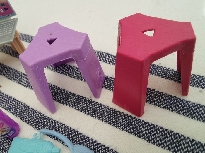 Lot de 17 objets accessoires jouets Barbie et autres poupées. - photo numéro 5