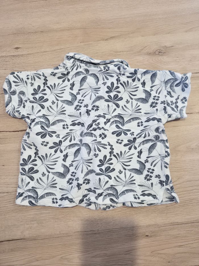 Chemise légère en coton à manches courtes blanches à fleurs bleu, Kiabi, 18 mois - photo numéro 2