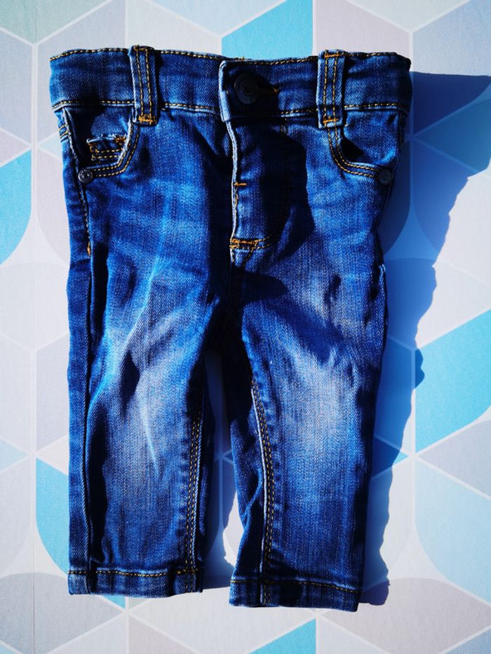 D1166 - jeans garçon 3 mois - photo numéro 2