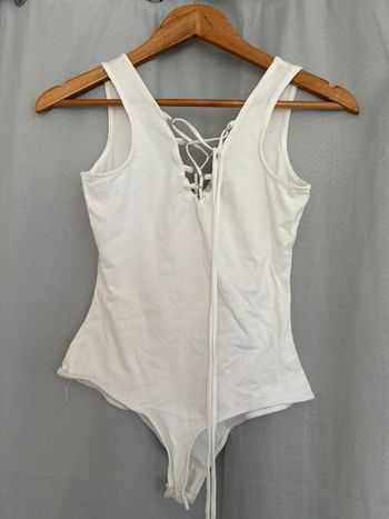 Body blanc à lacets