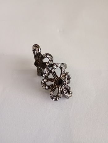 Bague deux fleurs strass 17,7mm