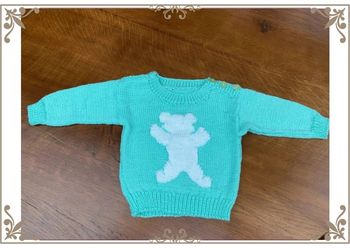 Pull vert ours blanc tricoté main 6 mois