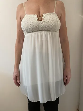 Robe blanche courte