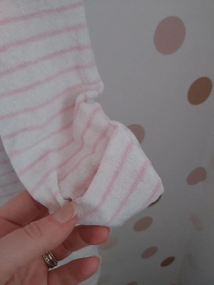 🦋 Pyjama avec gants 18m - photo numéro 7