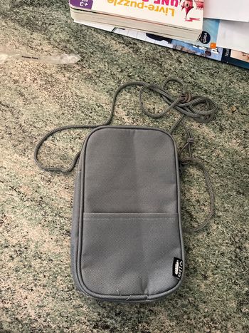 Petite sacoche homme neuve