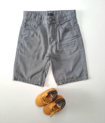 Short gris 6 ans
