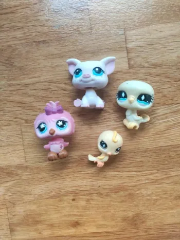 Littlest Pet Shop 4 figurines